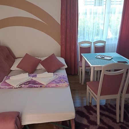 Apartmani Slado Требинє Екстер'єр фото