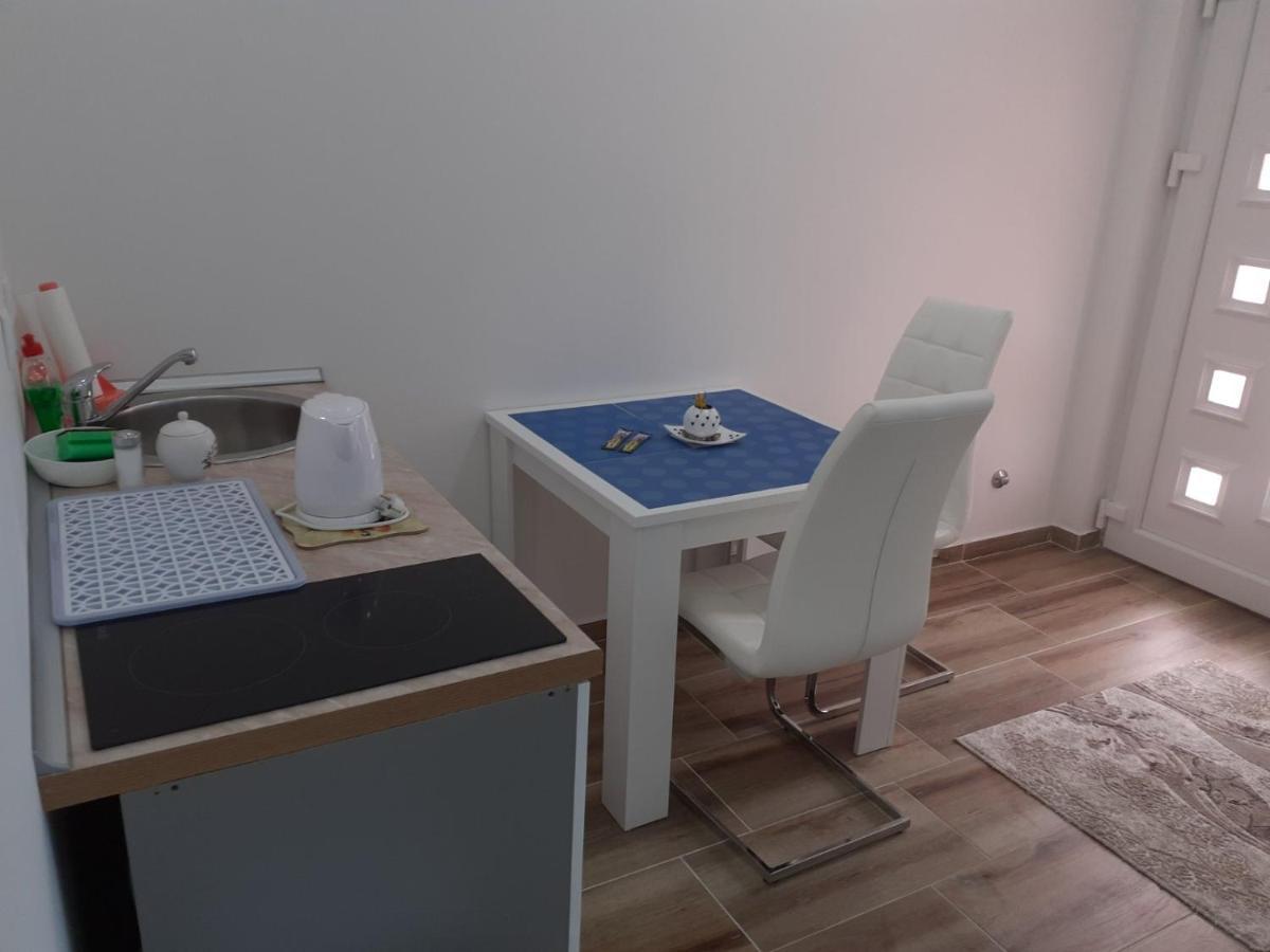 Apartmani Slado Требинє Екстер'єр фото