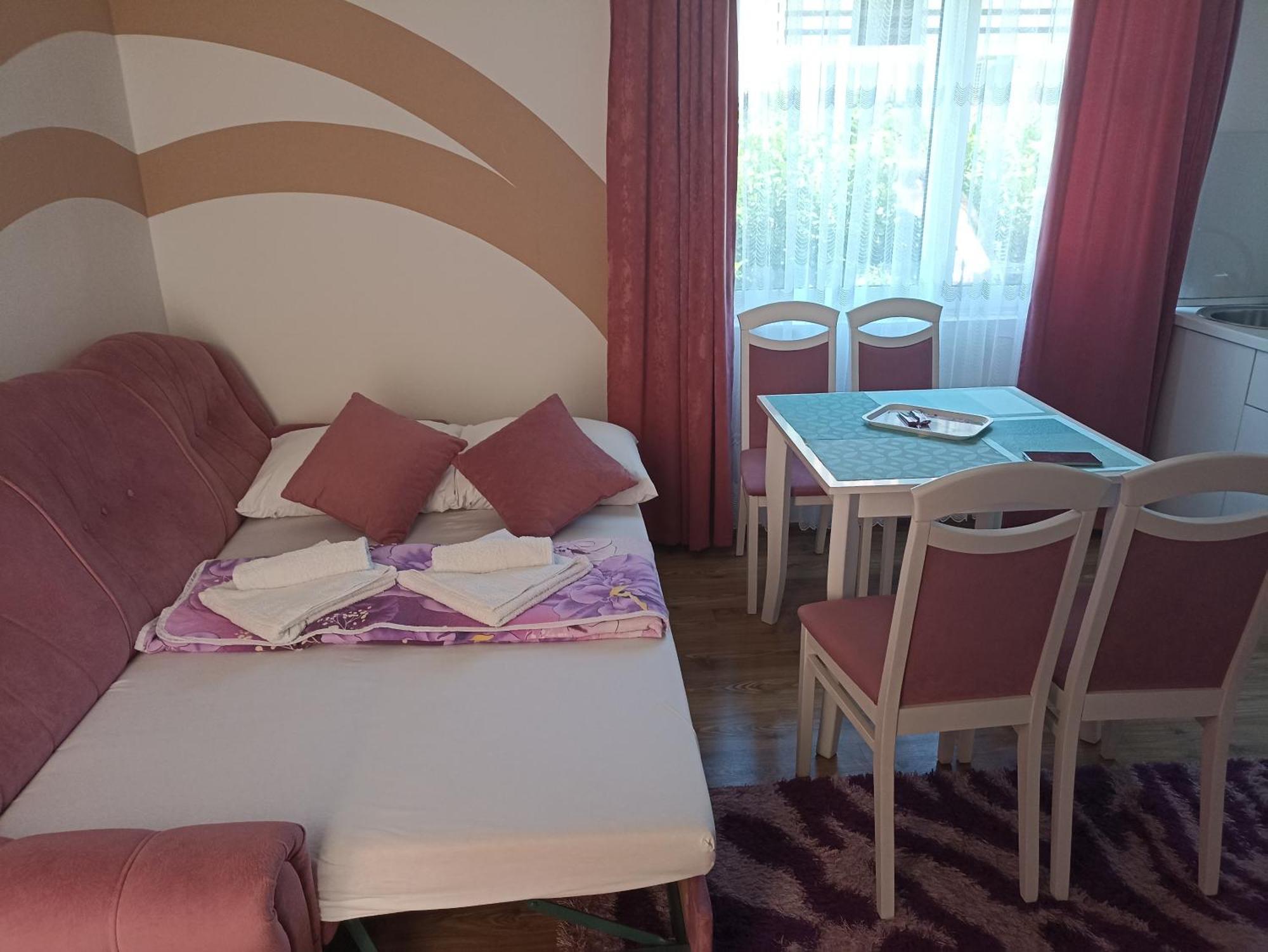 Apartmani Slado Требинє Екстер'єр фото