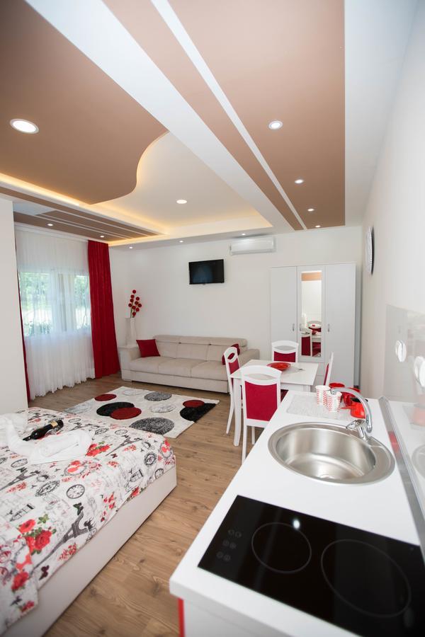 Apartmani Slado Требинє Екстер'єр фото